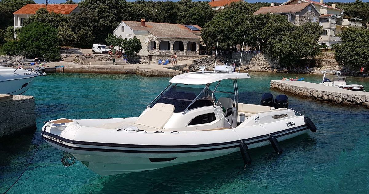 CLUBMAN 35 (2019) – AVENTUR
